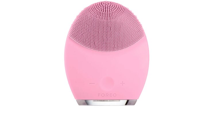 Foreo luna 2 face cleanser
